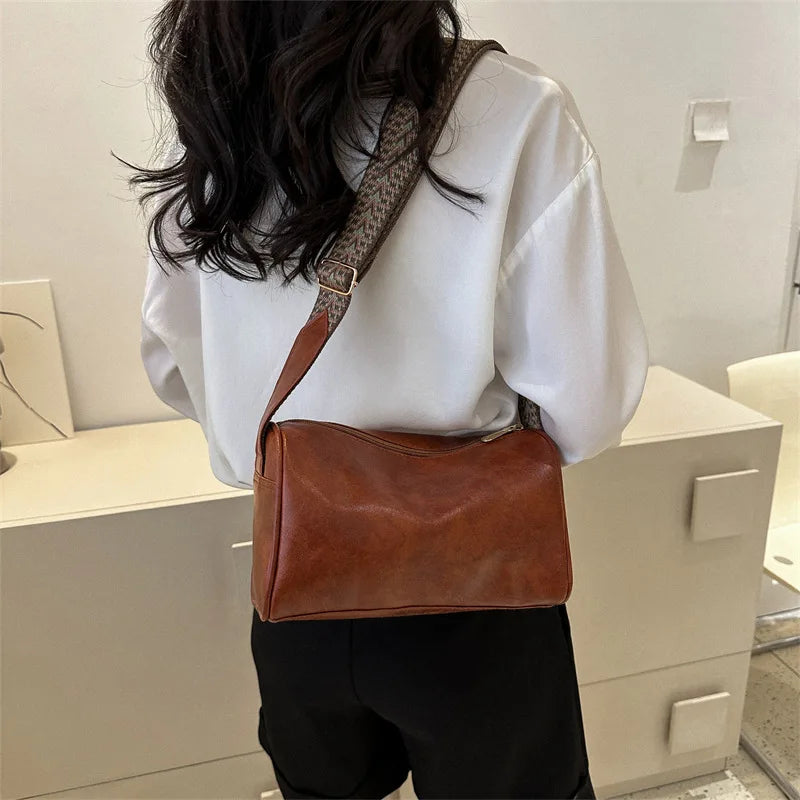Women's Vintage PU Leather Handbag – Travel & Casual Use