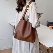 Load image into Gallery viewer, Versatile Women&#39;s PU Leather Shoulder Bag for Work
