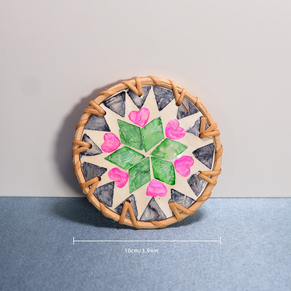 Creative Painted Shell Insulation Pad – Artisan-Crafted Heat Protection for Your Home