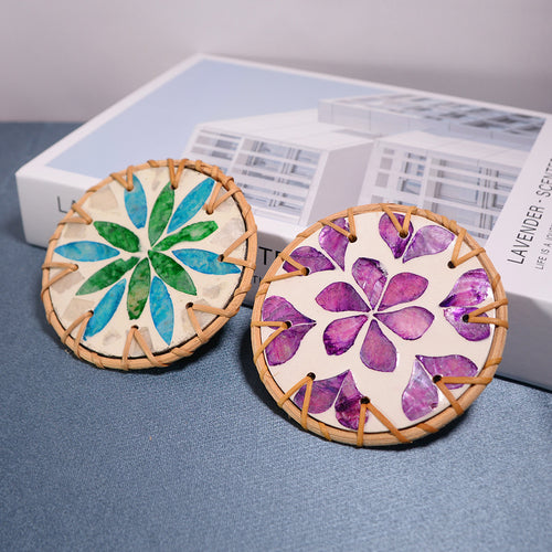 Creative Painted Shell Insulation Pad – Artisan-Crafted Heat Protection for Your Home