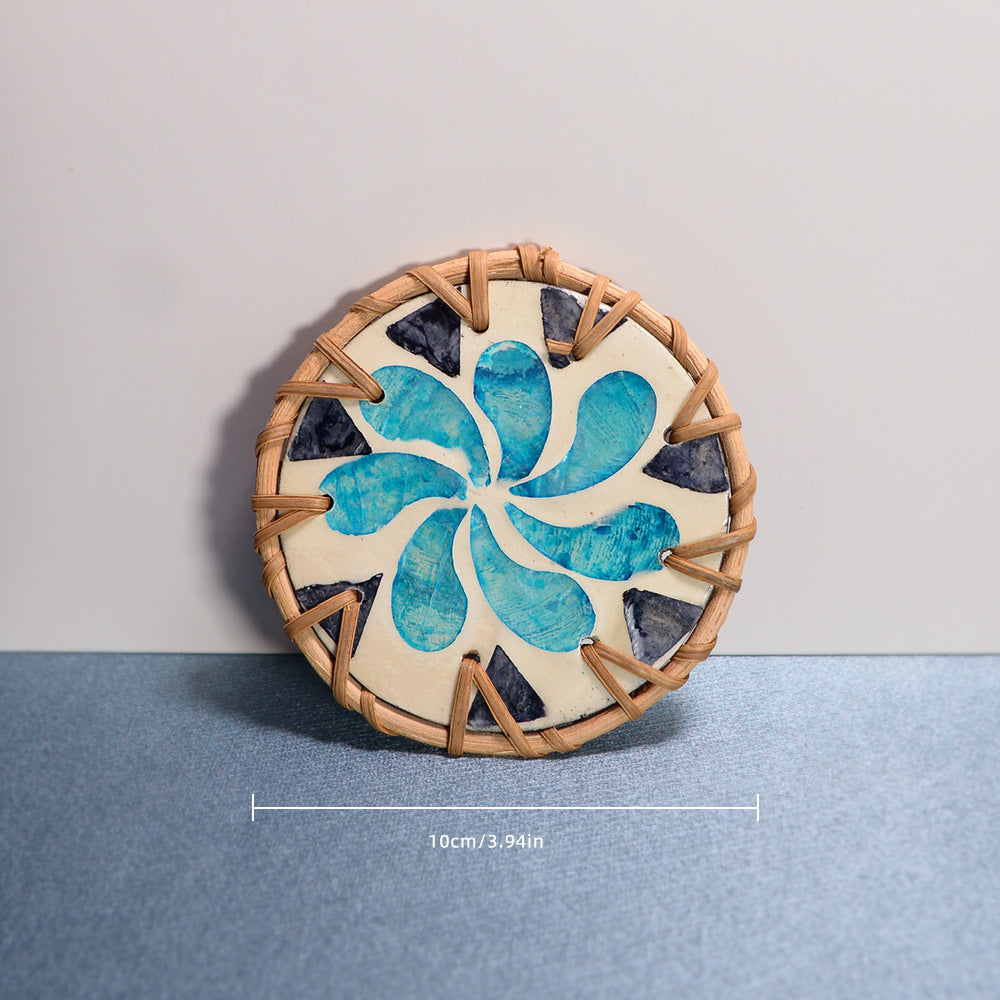 Creative Painted Shell Insulation Pad – Artisan-Crafted Heat Protection for Your Home