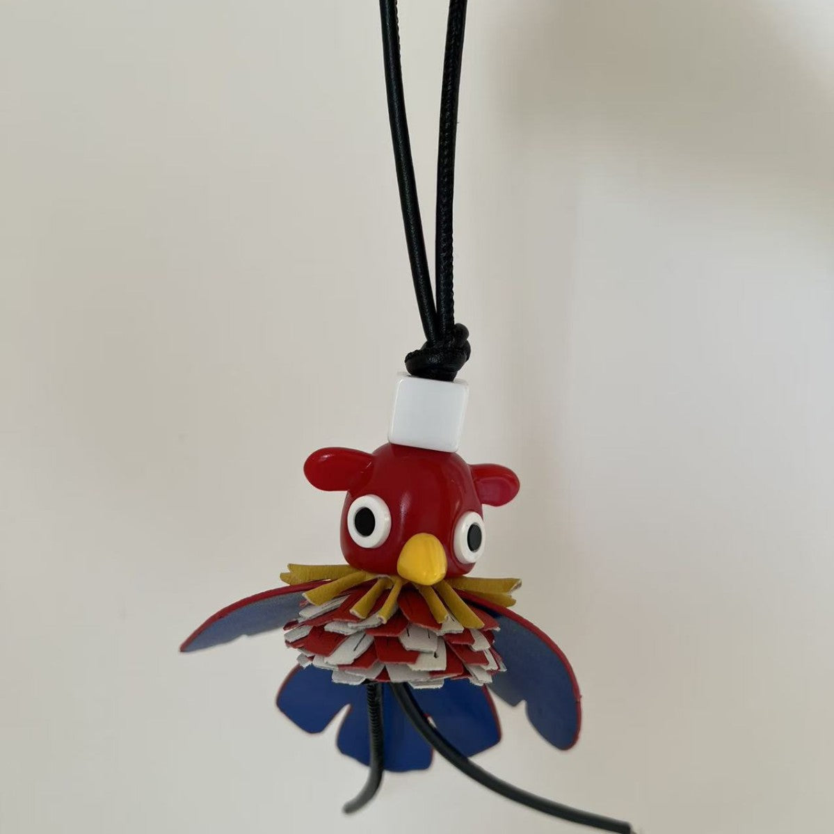 High-End Elf Pink & Little Black Didi Genuine Cowhide Keychain Pendant – Cute Couple Bag Charm Accessory