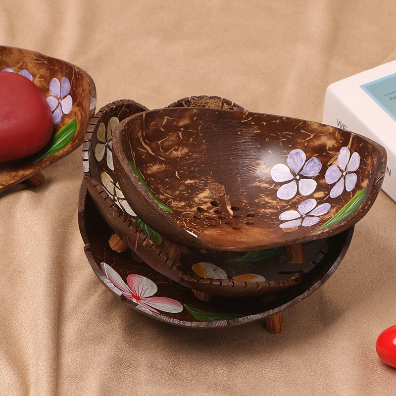 Bloom & Drain – Handcrafted Coconut Shell Floral Soap Dish