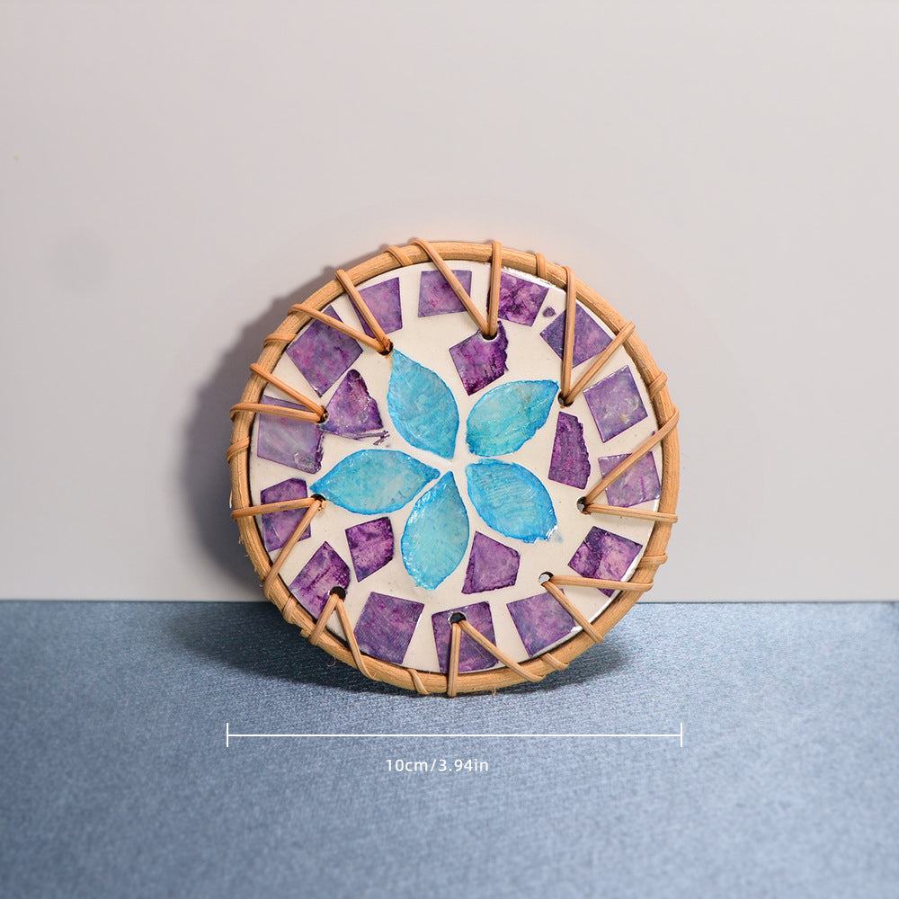 Creative Painted Shell Insulation Pad – Artisan-Crafted Heat Protection for Your Home
