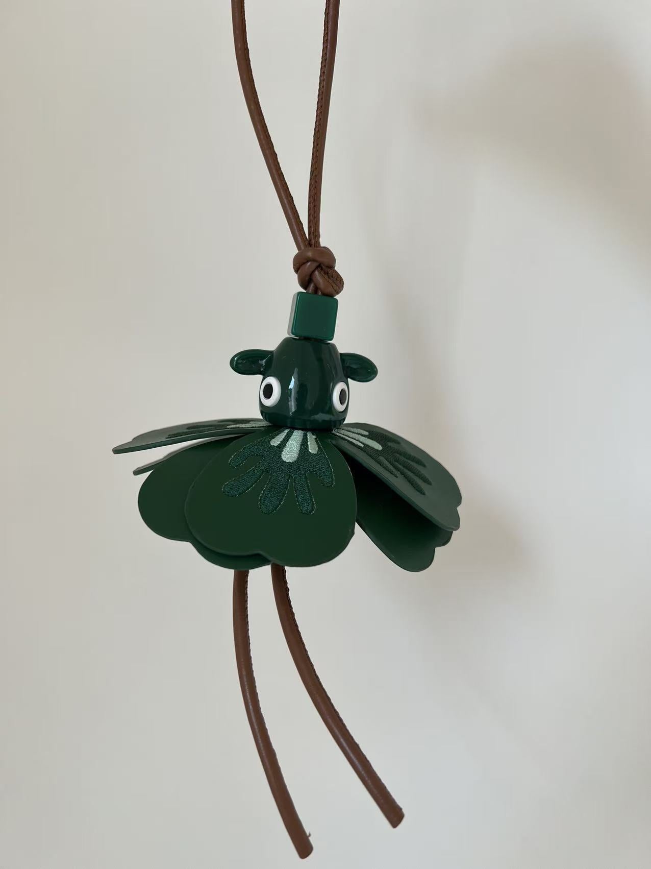 Cute Elf Tassel Doll Bag Pendant – Fashionable and Adorable Bag Accessory