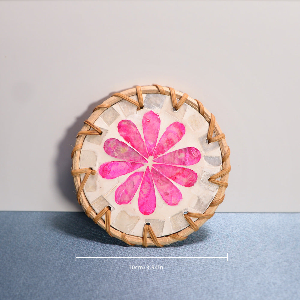 Creative Painted Shell Insulation Pad – Artisan-Crafted Heat Protection for Your Home