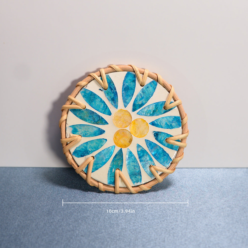 Creative Painted Shell Insulation Pad – Artisan-Crafted Heat Protection for Your Home