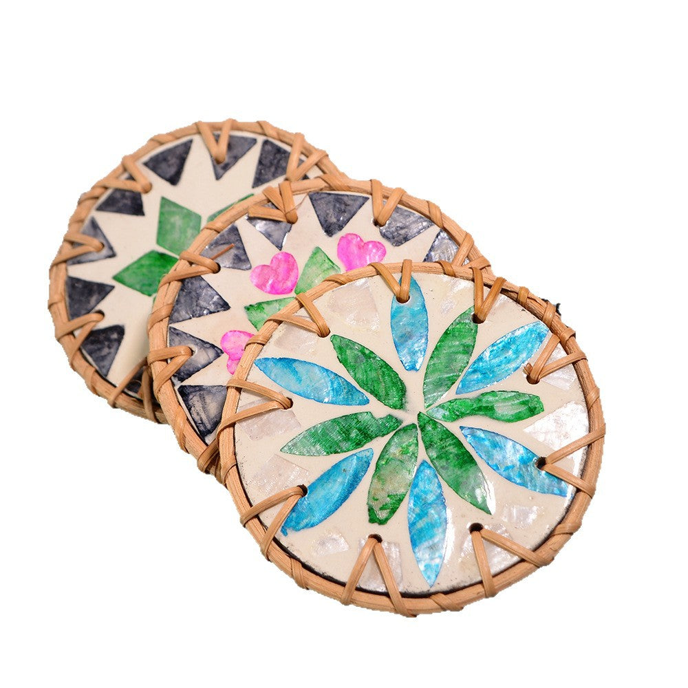 Creative Painted Shell Insulation Pad – Artisan-Crafted Heat Protection for Your Home